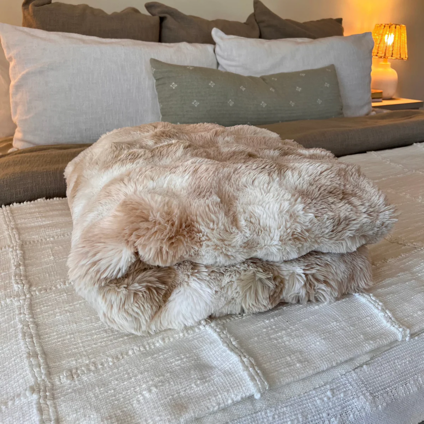 Dry Blanket Luxe Plush Throw