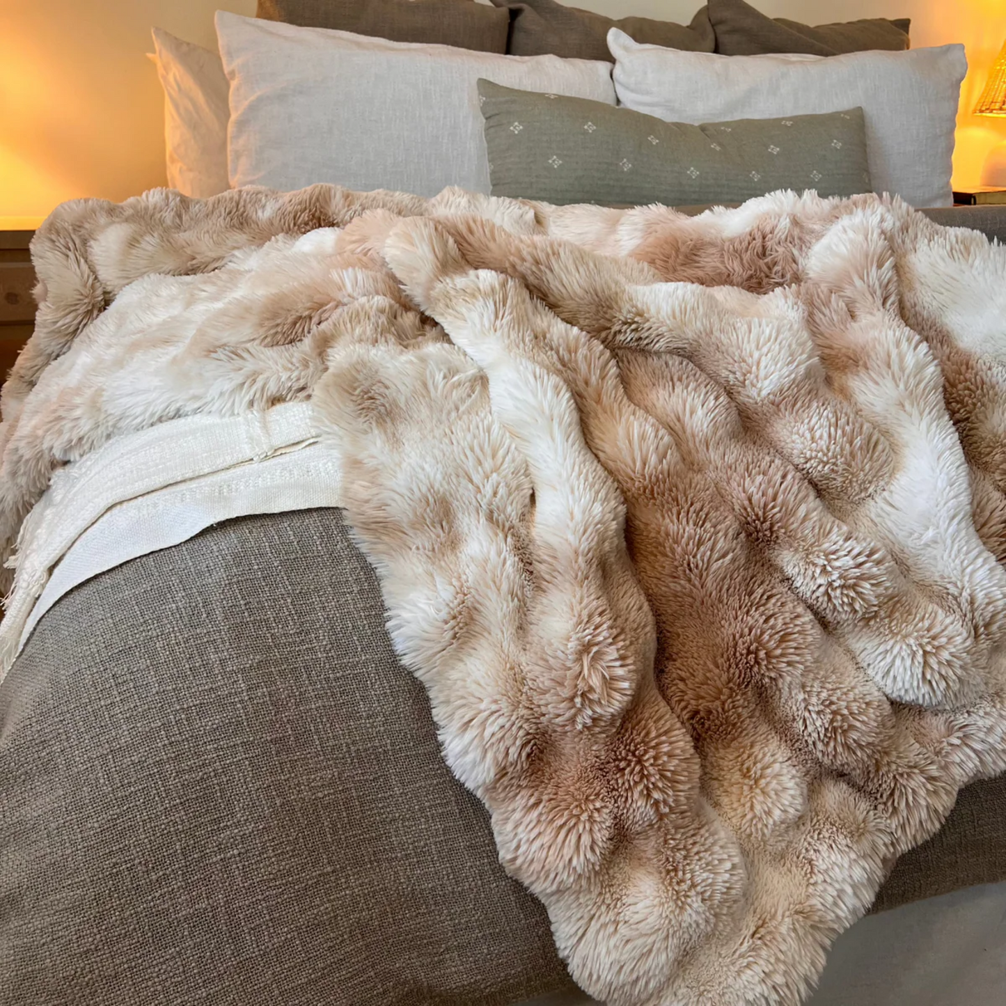 Dry Blanket Luxe Plush Throw